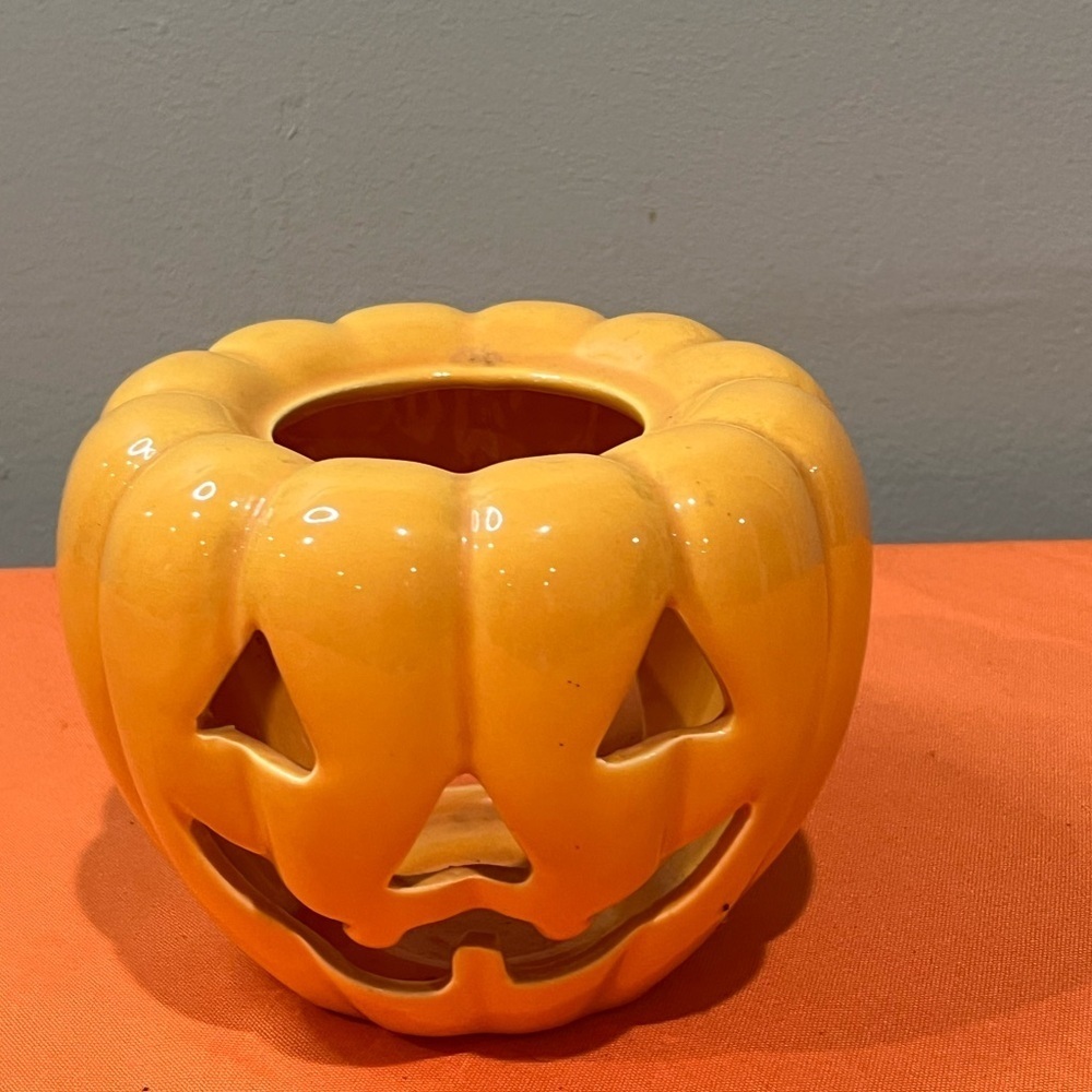 Halloween or Fall Yellow Pumpkin Candle Holder - Picture 9 of 9